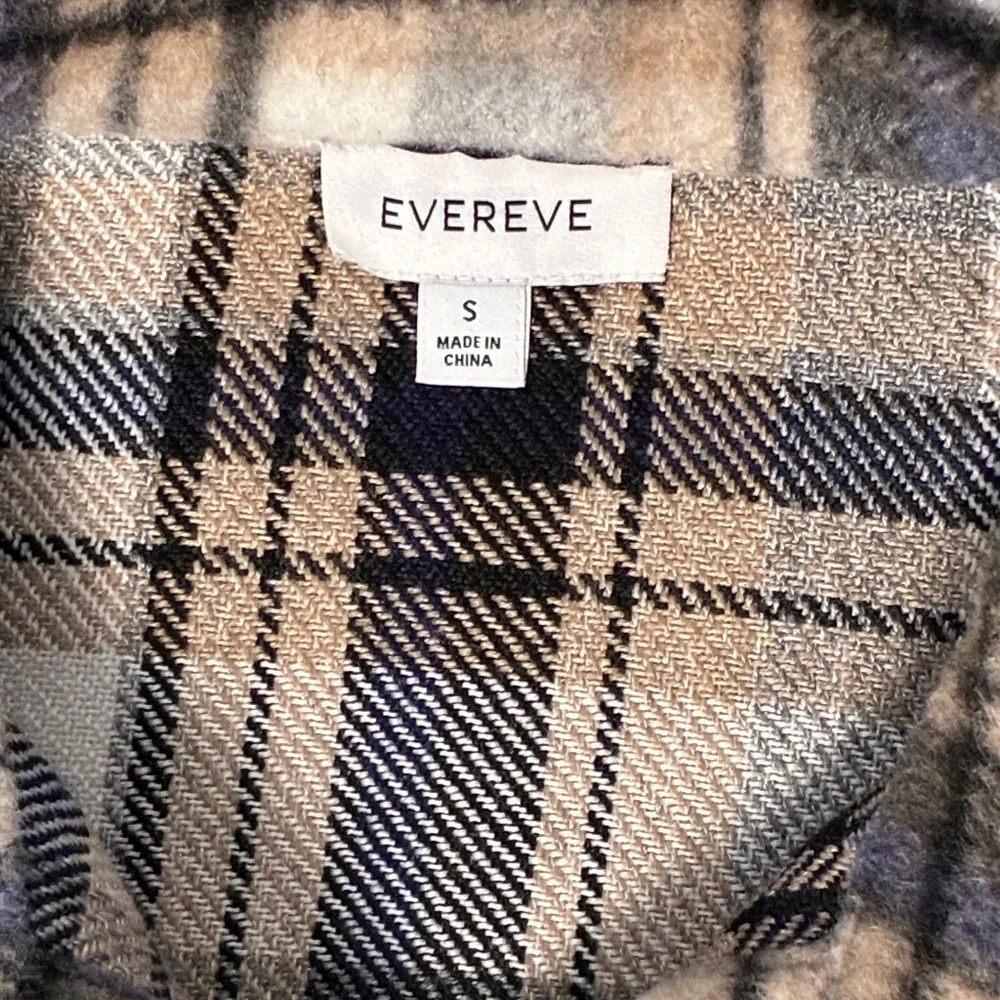 Evereve Plaid Button Front Shacket Jacket Women’s Size S - Picture 8 of 9
